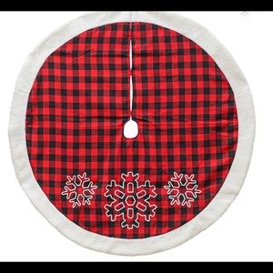 Buffalo Check Plaid Christmas Tree Skirt